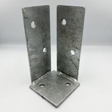 Load image into Gallery viewer, FENCE BRACKETS BRACKET CORNER 4x4 SPECIAL CORNER SMALL BASE
