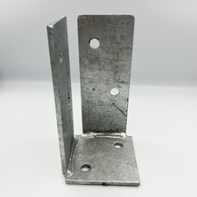 Load image into Gallery viewer, FENCE BRACKETS BRACKET CORNER 4x4 SPECIAL CORNER SMALL BASE