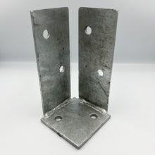 Load image into Gallery viewer, FENCE BRACKETS BRACKET CORNER 4x4 SPECIAL CORNER SMALL BASE
